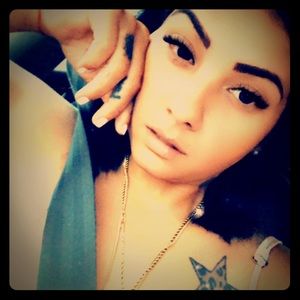 Meet your Posher, Krystina